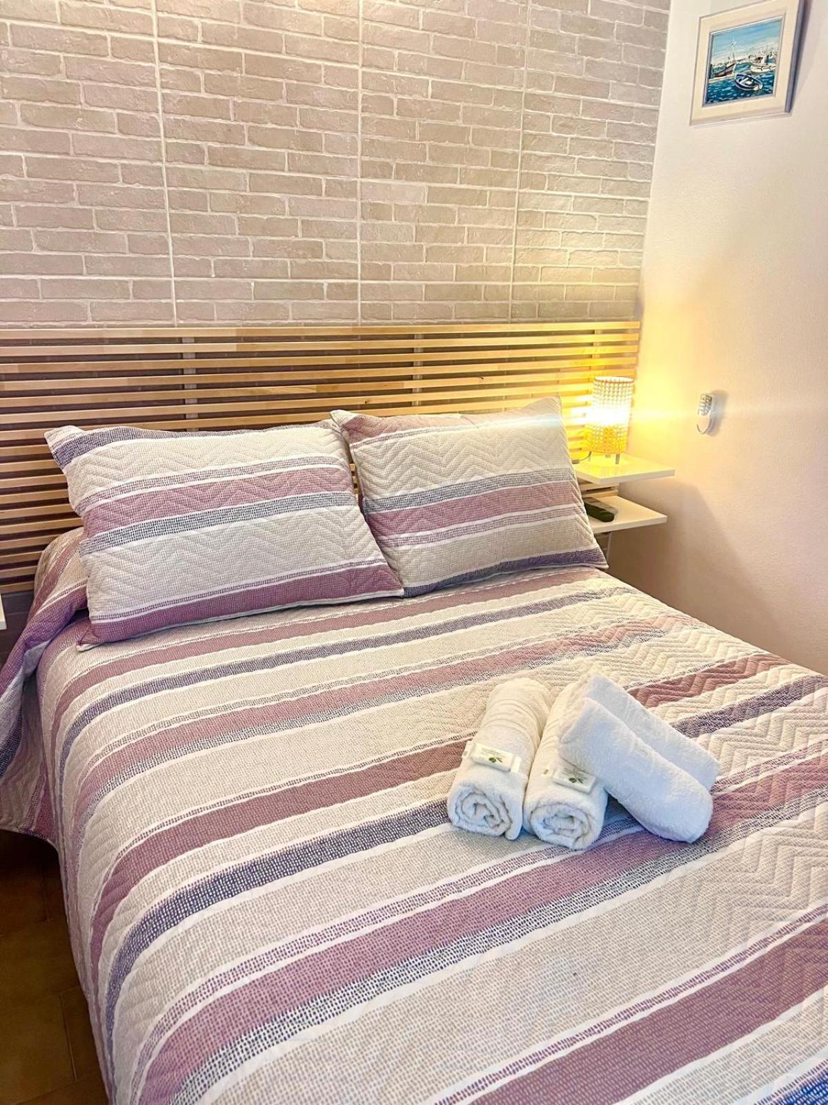 Hostal El Faro Chipiona Ngoại thất bức ảnh