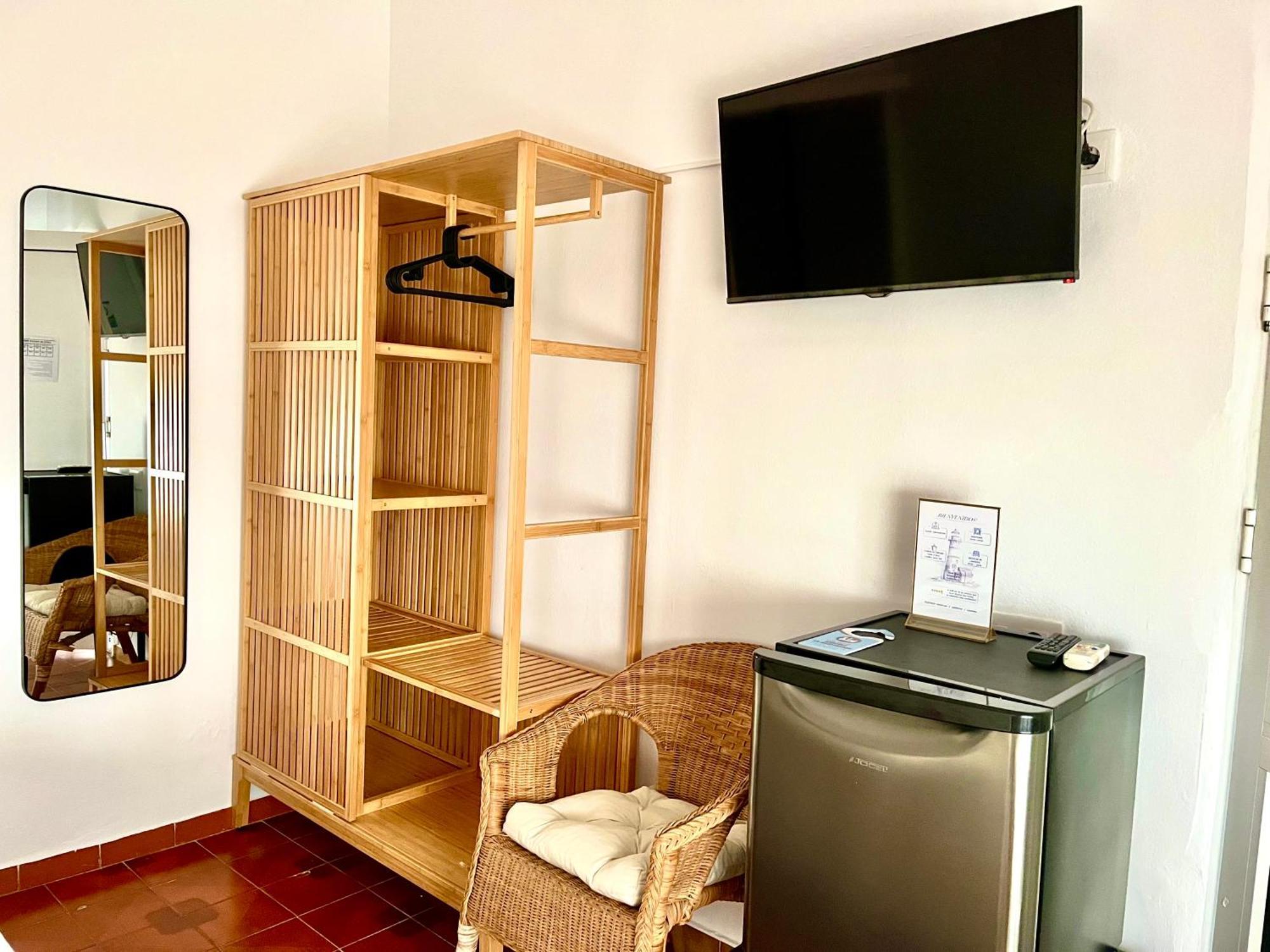 Hostal El Faro Chipiona Ngoại thất bức ảnh